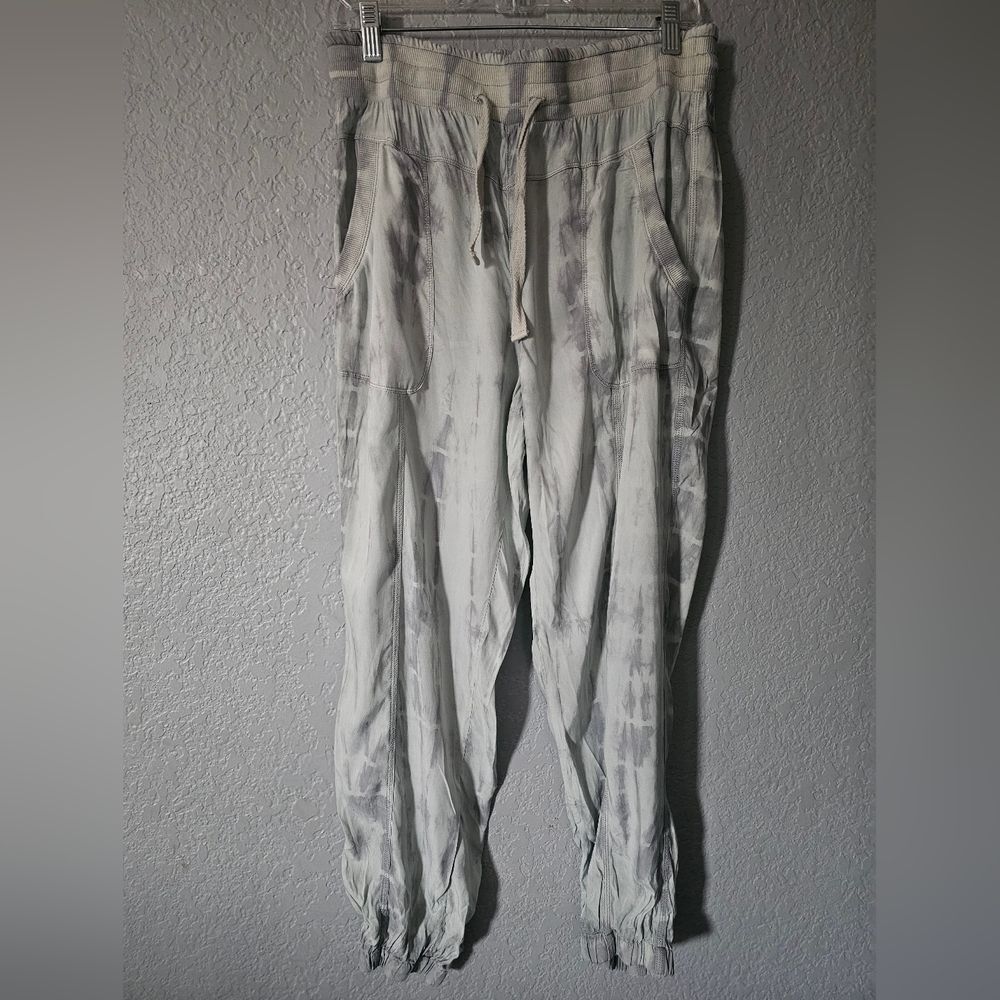 Marrakech Harmony Cupro Pant Ankle Jogger in Ripple Tie Dye Size L